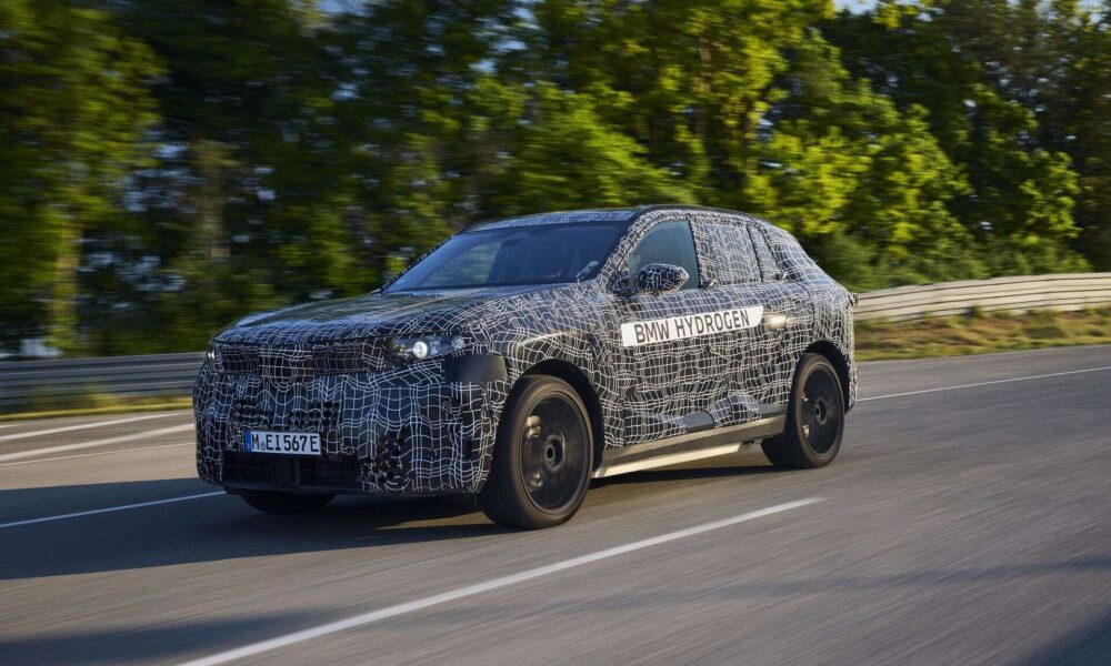 BMW IX5 HYDROGEN G65 PROTOTYPE 16