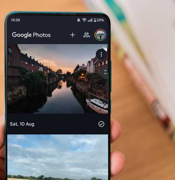 Google Photos app on an Android phone