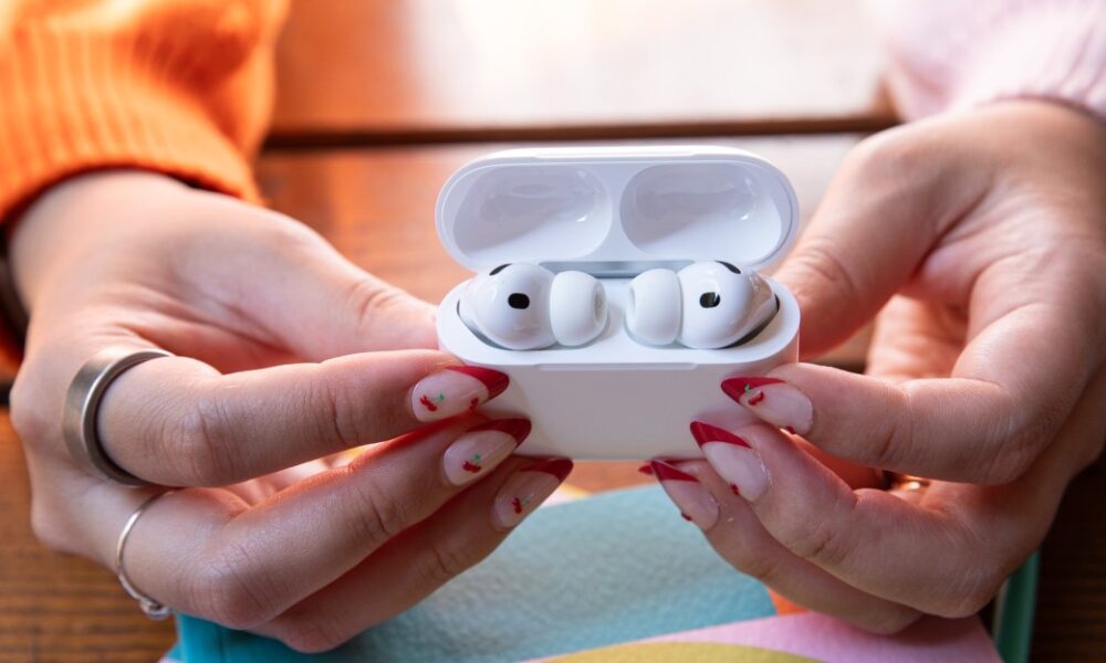AirPods’ best features come to Android and Linux with free app