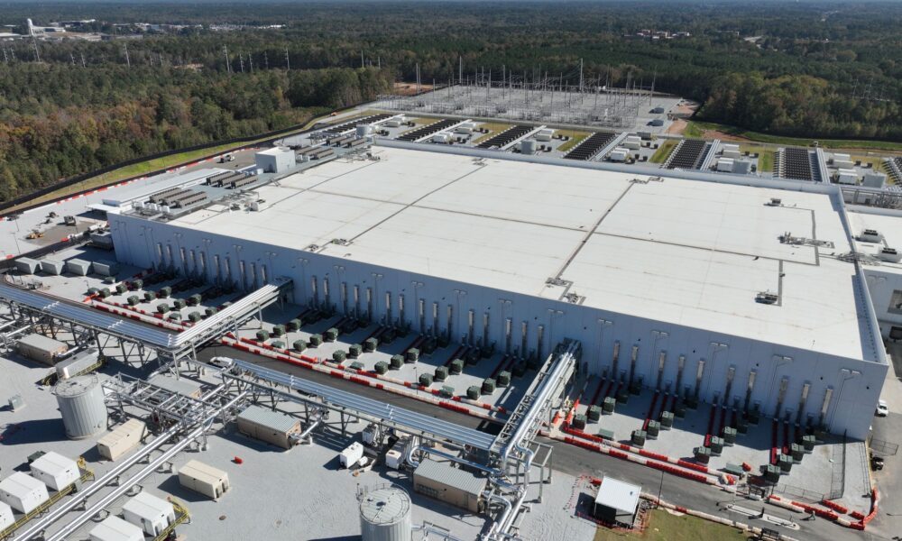 What is an AI ‘superfactory’? Microsoft unveils new approach to building and linking data centers – GeekWire