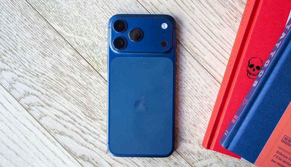 Apple iPhone 17 Pro Max 1