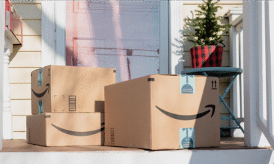 Amazon Pakete vor der Haustür