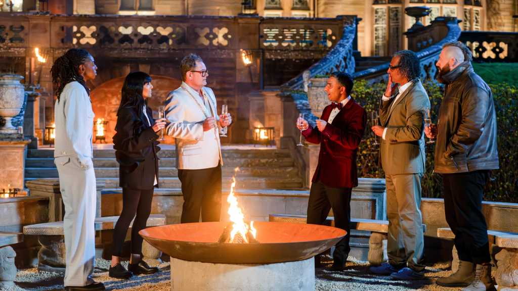 The Celebrity Traitors - Cat Burns, Claudia Winkleman, Alan Carr, Nick Mohammed, David Olusoga & Joe Marler