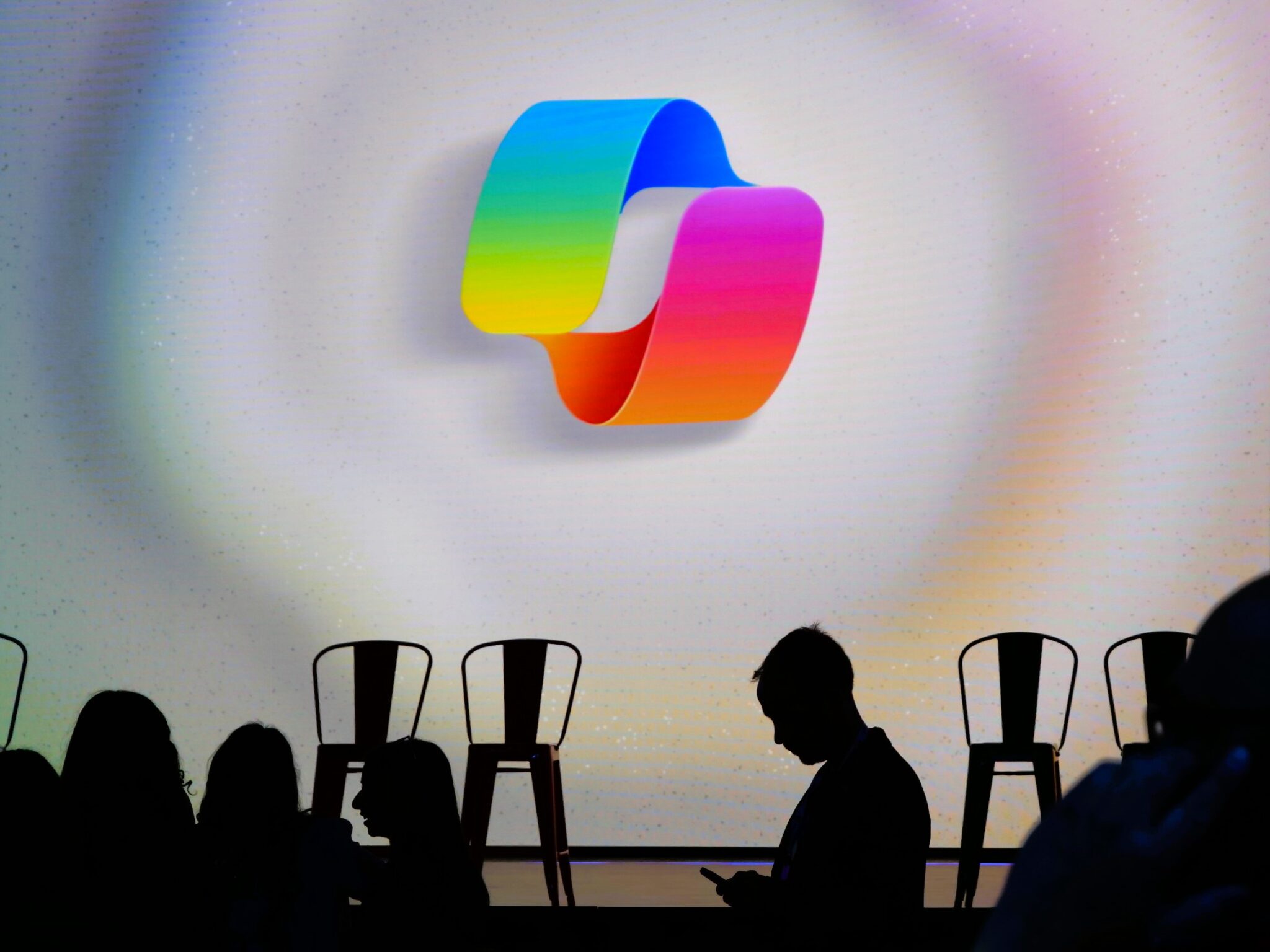 Microsoft says its Copilot AI tool is a 'vital companion' in new analysis of 37.5M conversations – GeekWire