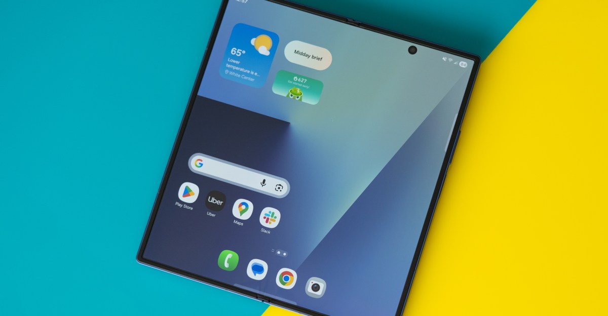 Samsung ‘Wide Fold’ rumored to rival Apple’s foldable next year