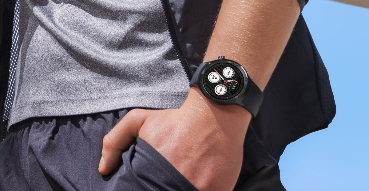 Motorola’s latest smartwatch promises 13-day battery life and Polar-powered health tracking
