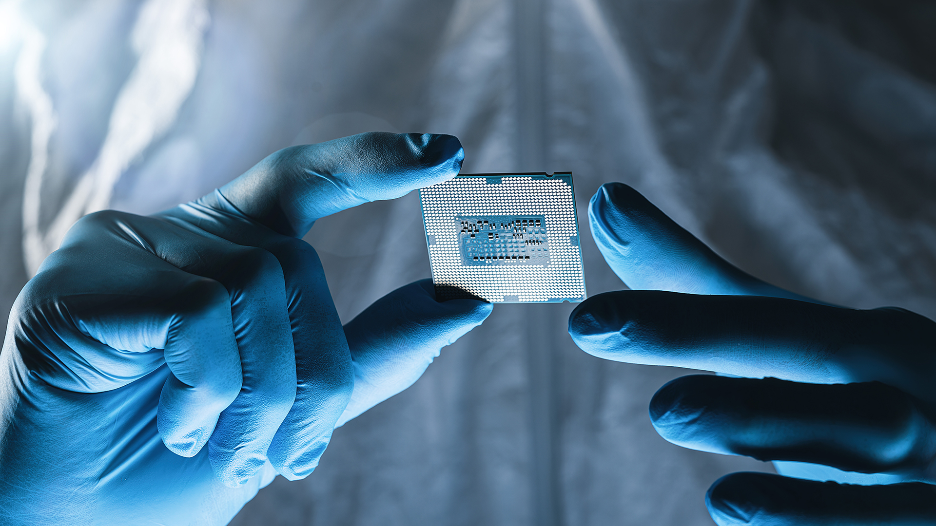 Developing Québec’s microelectronic and photonic value chain