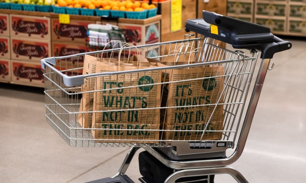 Amazon’s smart shopping cart for Whole Foods gets bigger, lighter, and adds tap-to-pay