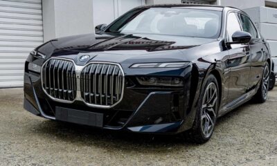 BMW 750E 2