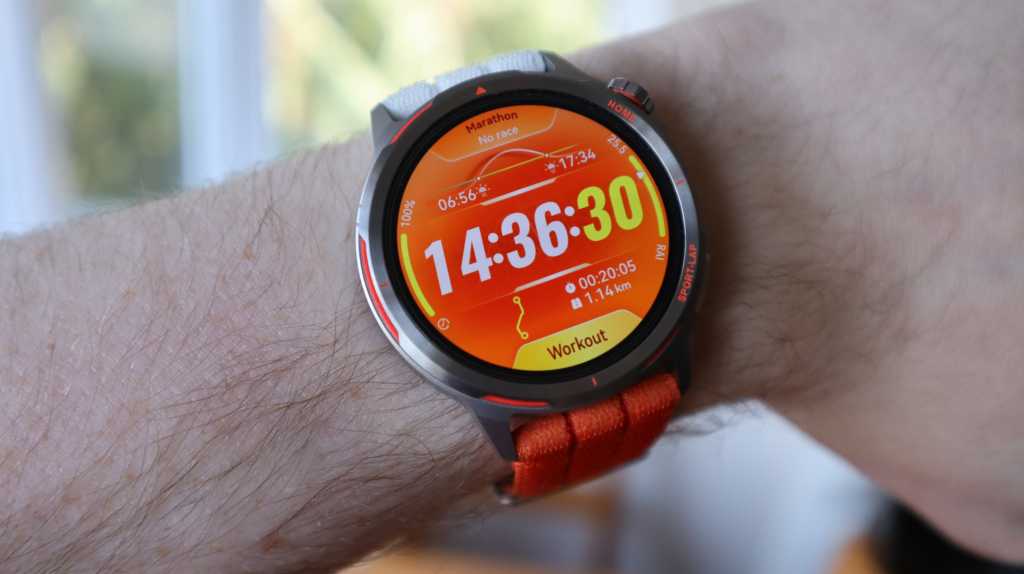 Huawei Watch GT Runner 2 watch face 1