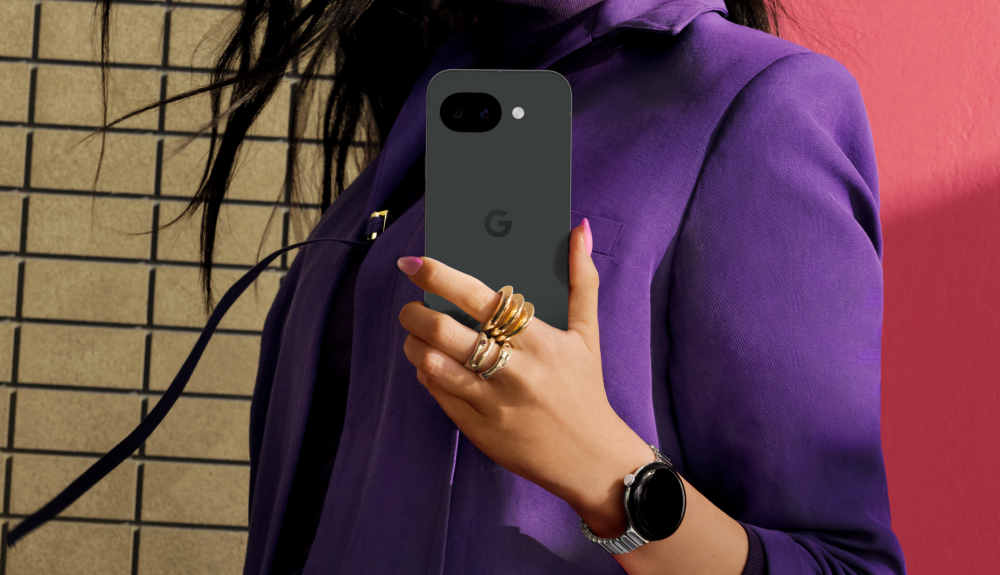 Google Pixel 10a Lifestyle Obsidian