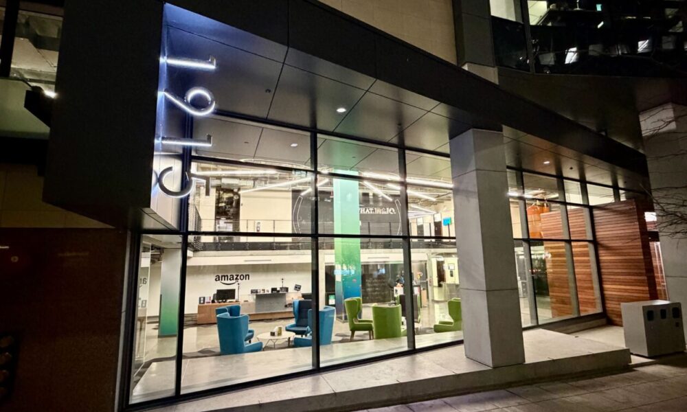 Amazon to move out of longtime office building near its main Seattle headquarters – GeekWire