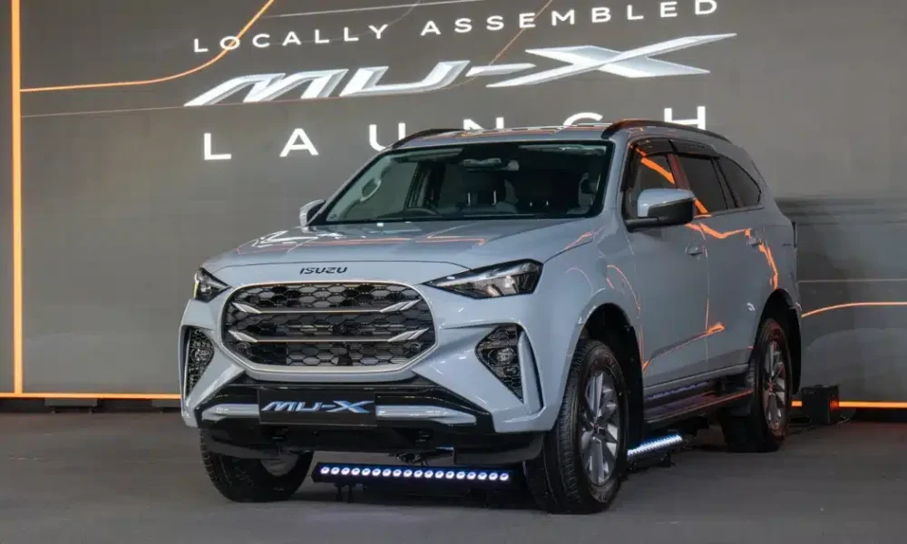 First Look, Features, Price in Kenya