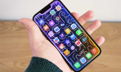 Apple iPhone 16e REVIEW iOS 18 Siri