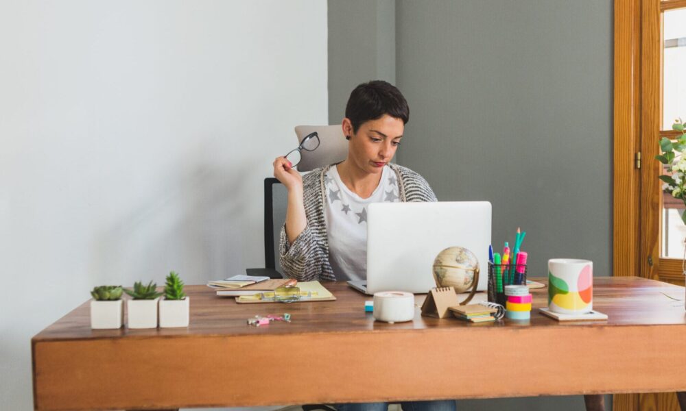 How to Build a Profitable Online Business from Scratch in 2026