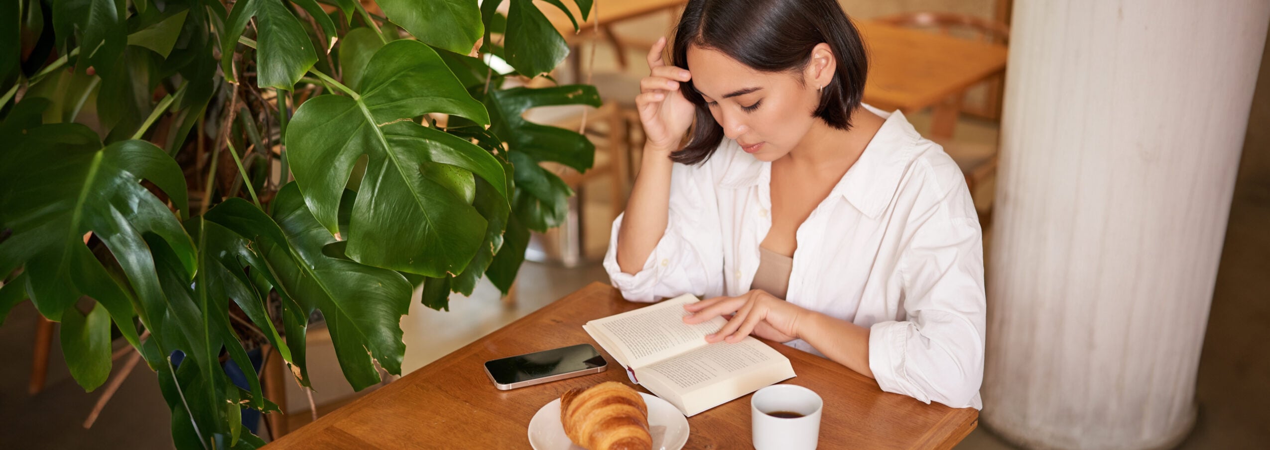 6 Must-Reads to Lead with Impact this Women’s History Month