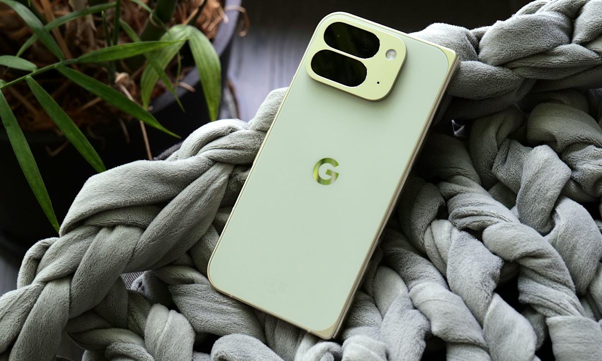 Android tablets and foldables are getting a Chrome bookmark bar