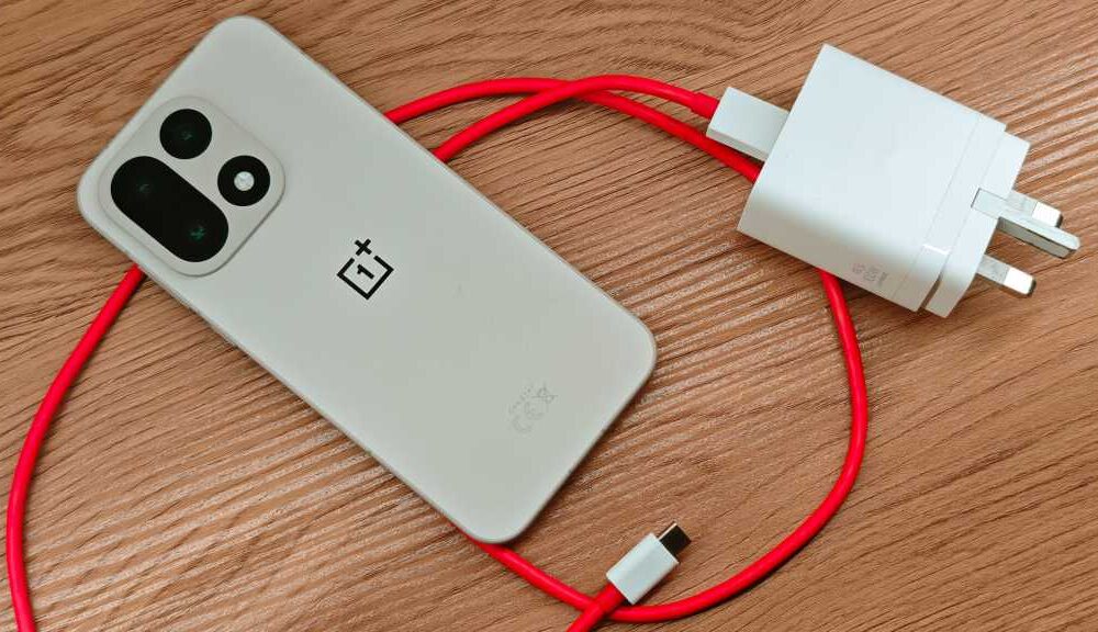 OnePlus 15 REVIEW USB