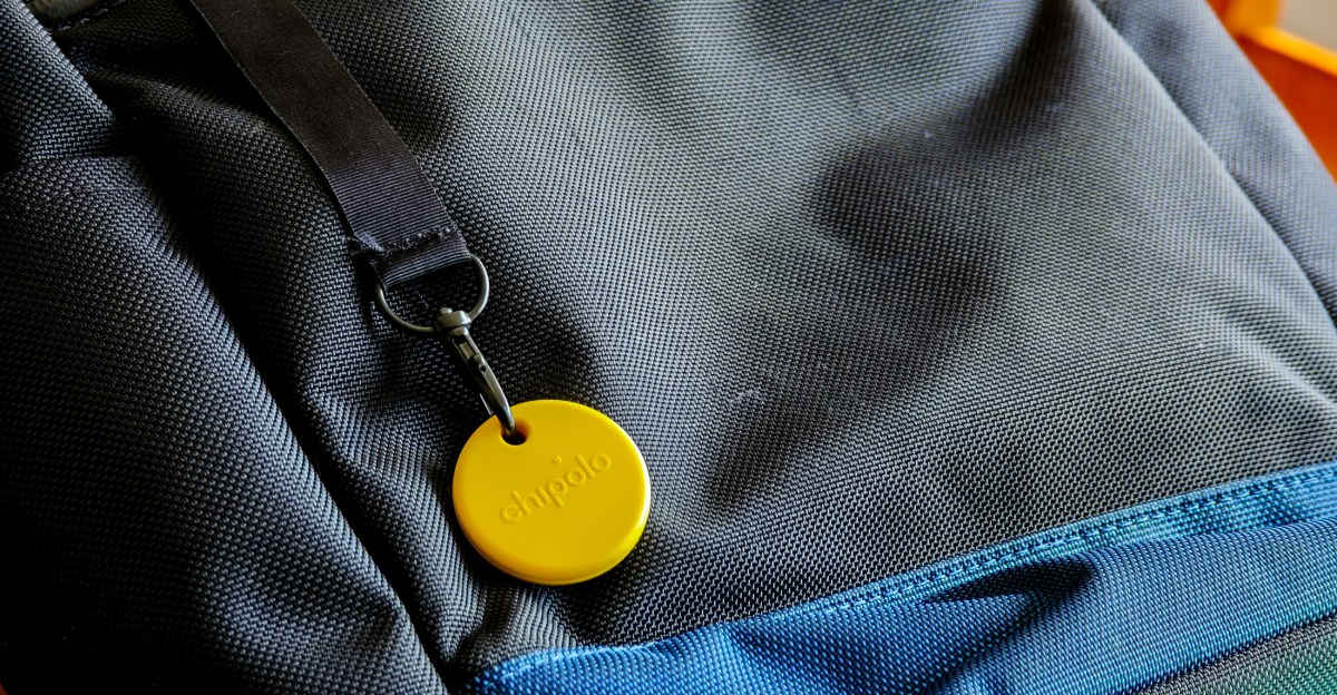 Android’s Find Hub adds iPhone-like luggage tracking links