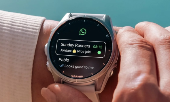 Garmin WhatsApp
