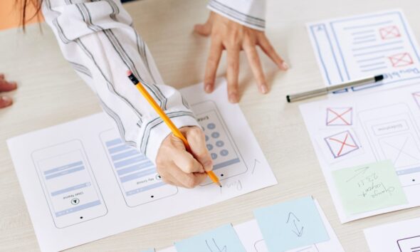 What Founders Need to Know About Product UX Before Building Their First SaaS