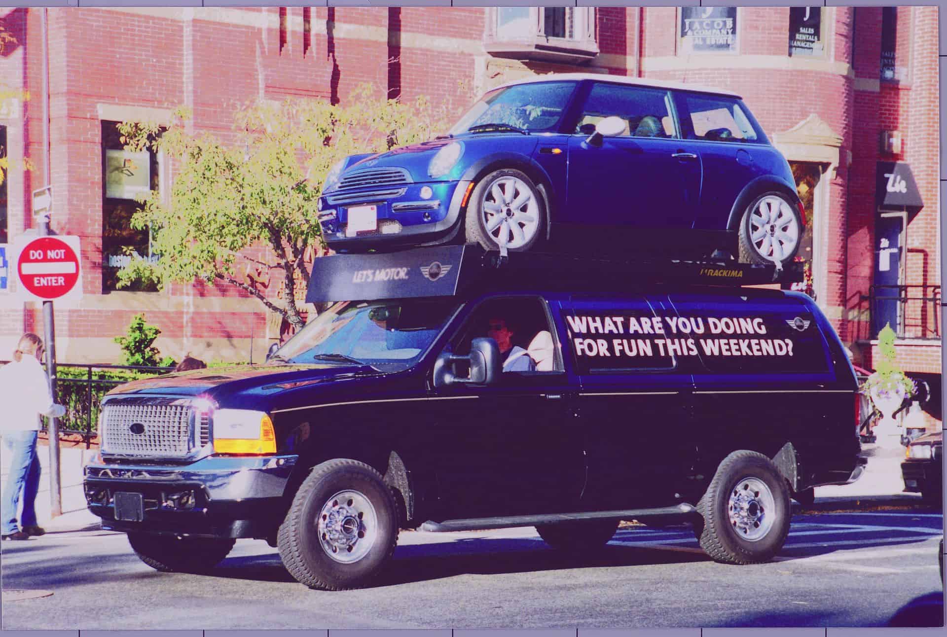 MINI CELEBRATIONS 1 MILLON CARS AMERICA 03