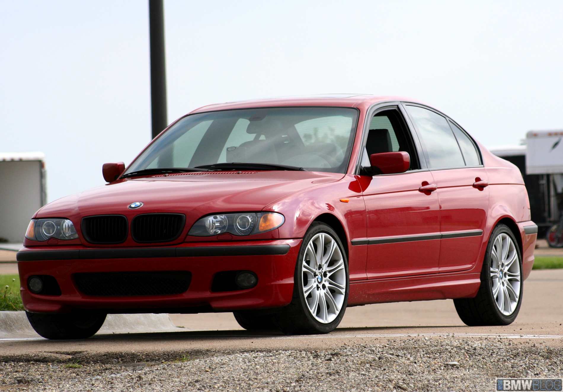 E46 BMW 3 Series ZHP model in red