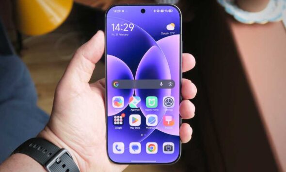 Xiaomi 17 REVIEW front straight