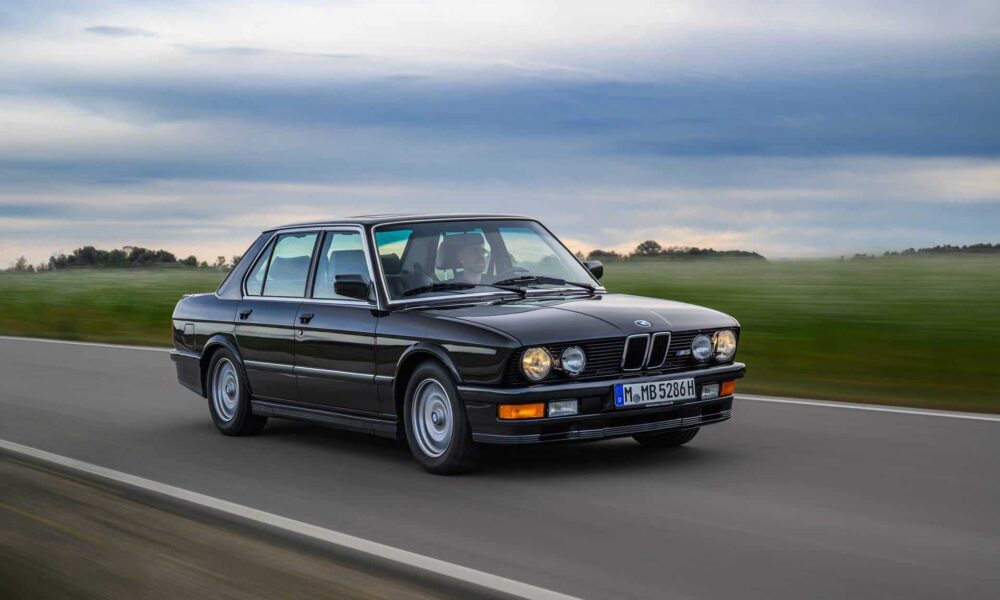 The E28 BMW M5 on the road