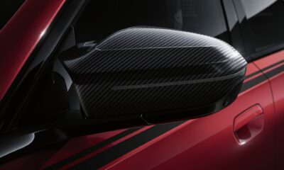 Side mirror caps in carbon fiber
