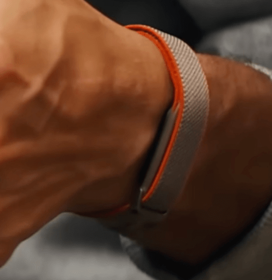 Screenless Fitbit Device