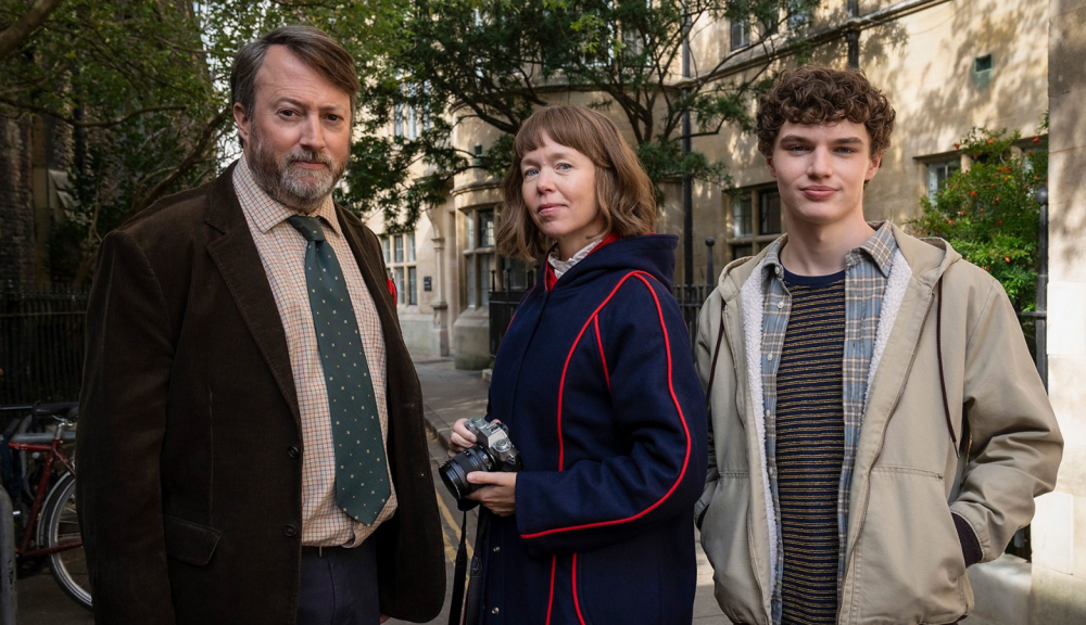 Ludwig season 2 - John ‘Ludwig’ Taylor (David Mitchell), Lucy (Anna Maxwell Martin) and Henry Betts-Taylor (Dylan Hughes)