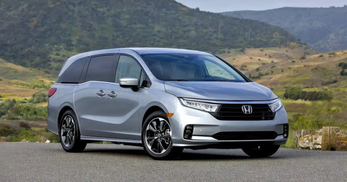 Honda Recalls About 440,000 Odysseys for Faulty Side Airbags With 25 Injuries Reported