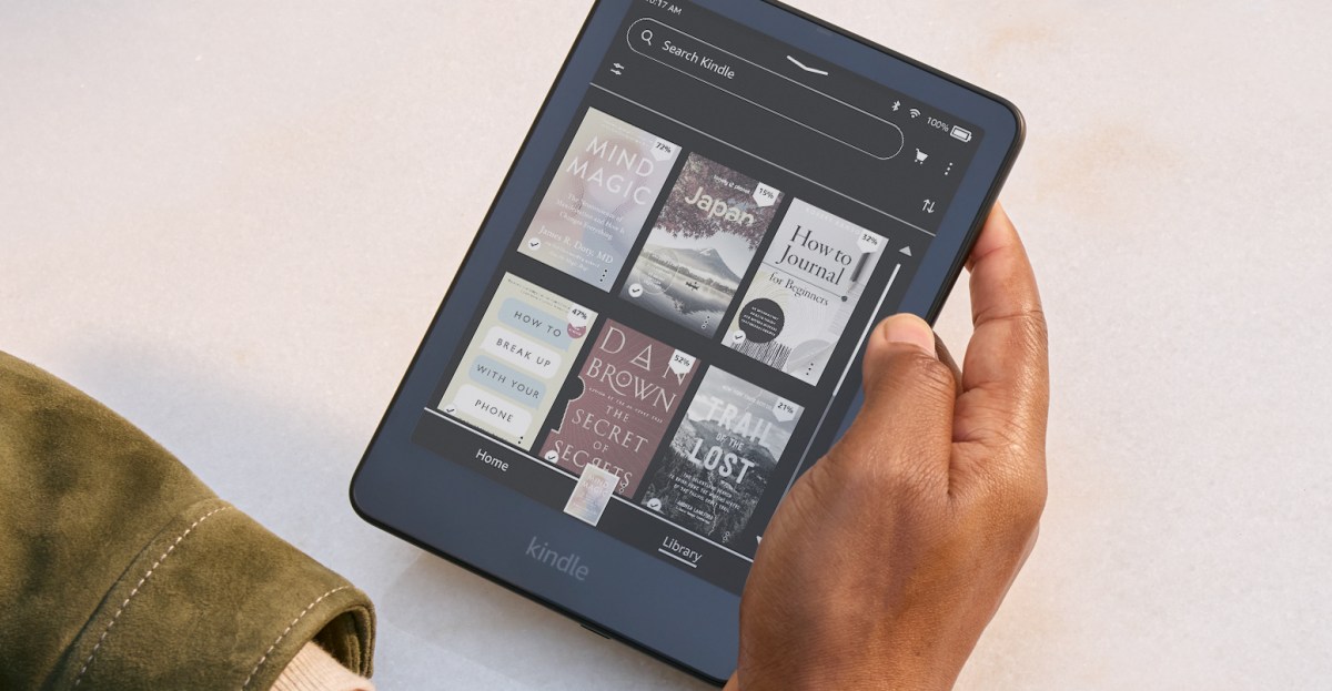Amazon’s color screen Kindles are finally getting a system-wide dark mode