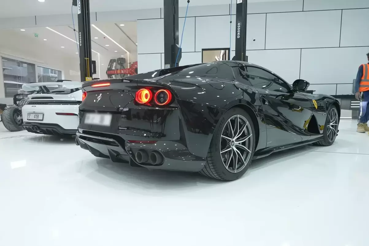Straight-piped Ferrari 812 Superfast sounds sick; definitely not for quiet neighbourhoods