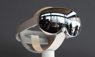 You can now turn 2D apps into 3D while using the Galaxy XR headset