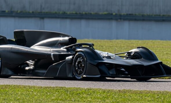 Mysterious single-seater Aston Martin hypercar spotted testing