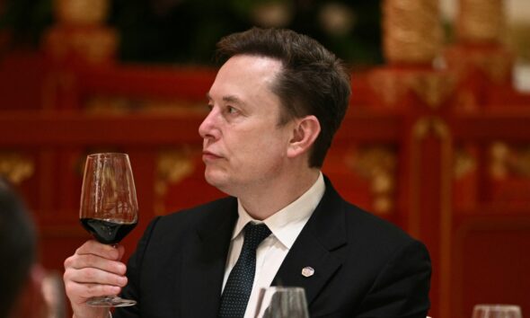 Elon Musk can't hear you over the sound of his $1.75 trillion IPO