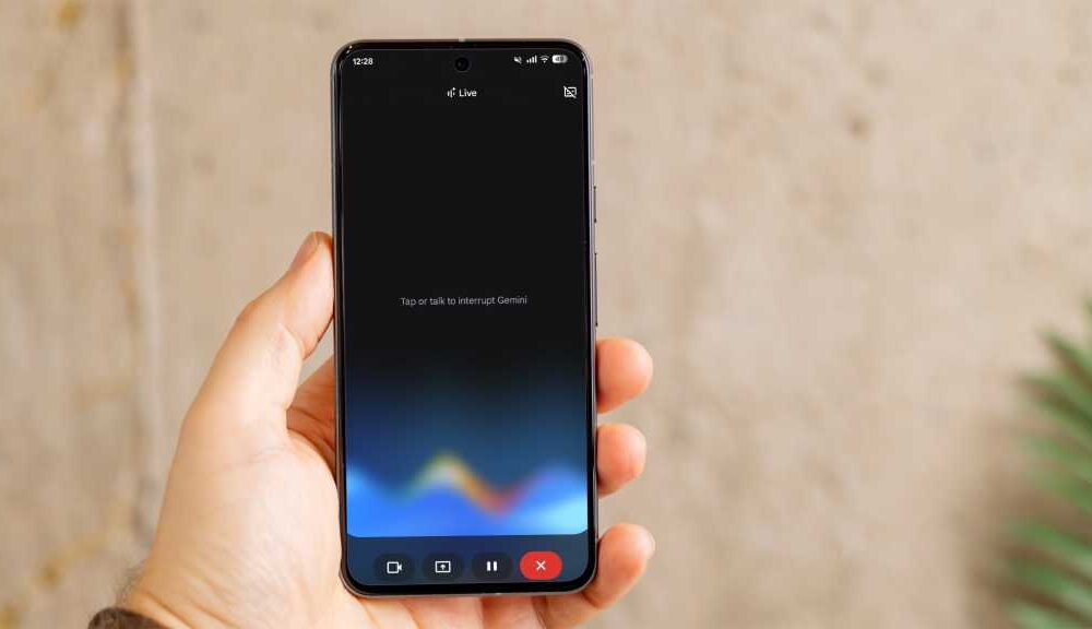 Gemini Live on a Google Pixel phone