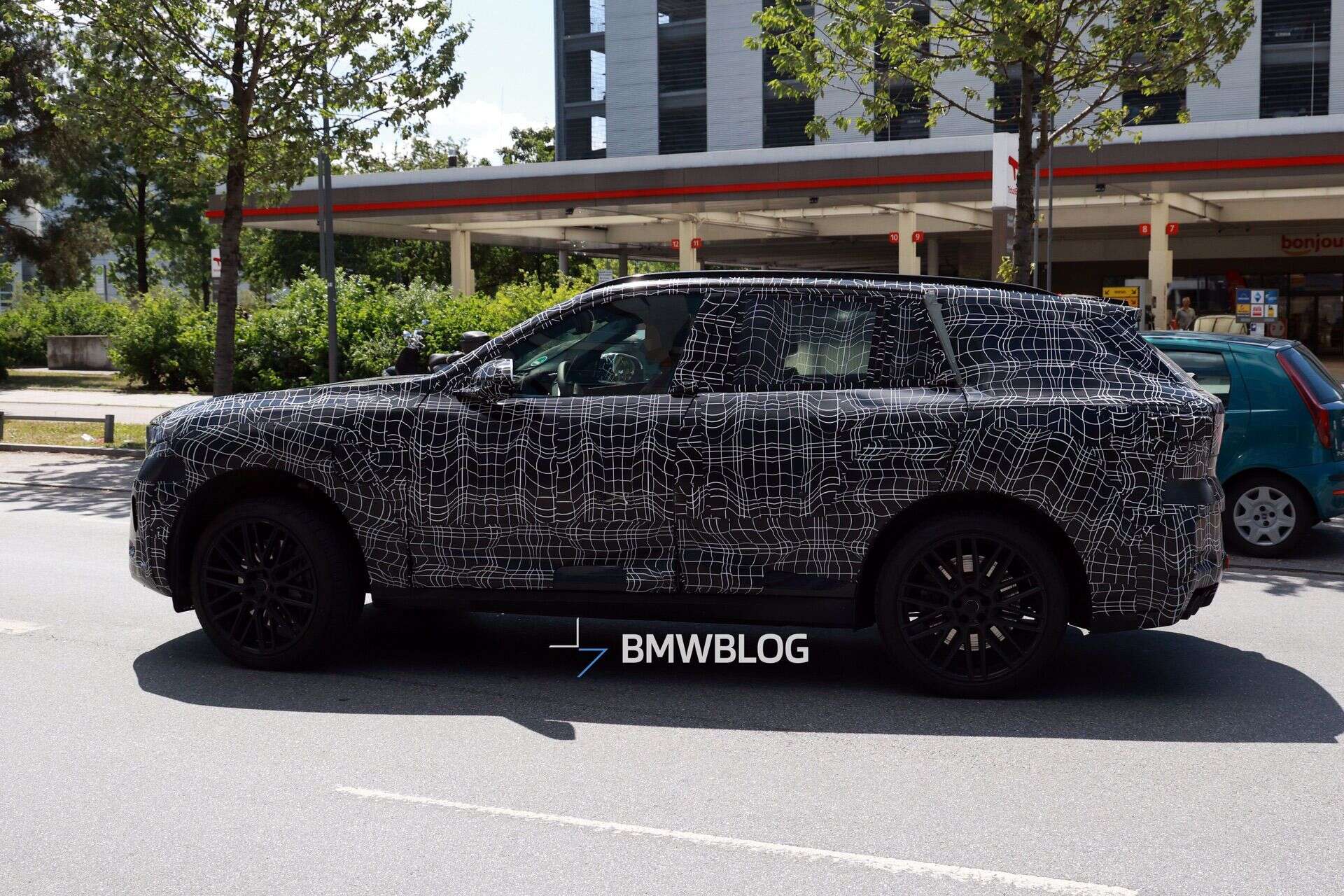 2027 BMW X5 SPY PHOTOS PROTOTYPE 02