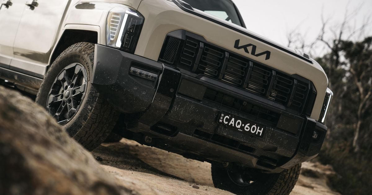 Kia pours cold water on Tasman-based Ford Everest rival