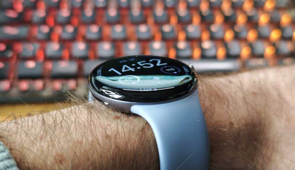 Pixel Watch 4 Actua 360 display