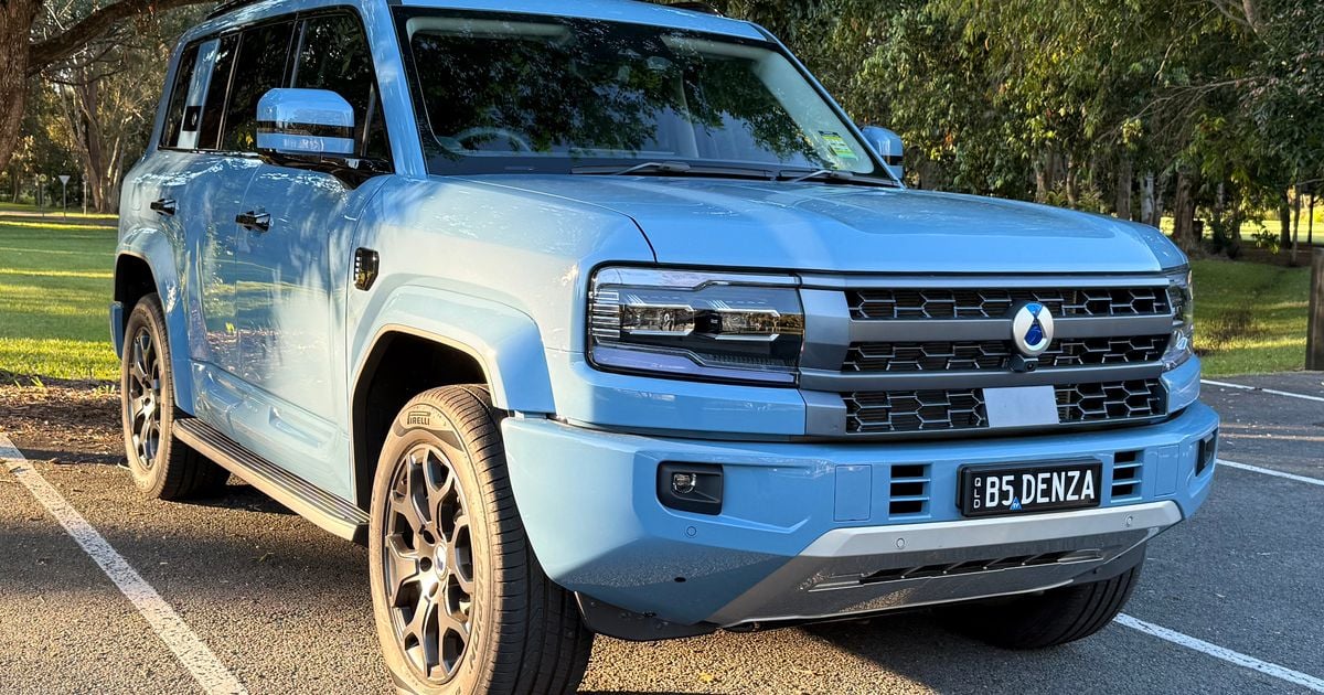 Top five large five-seat PHEV family SUVs in 2026