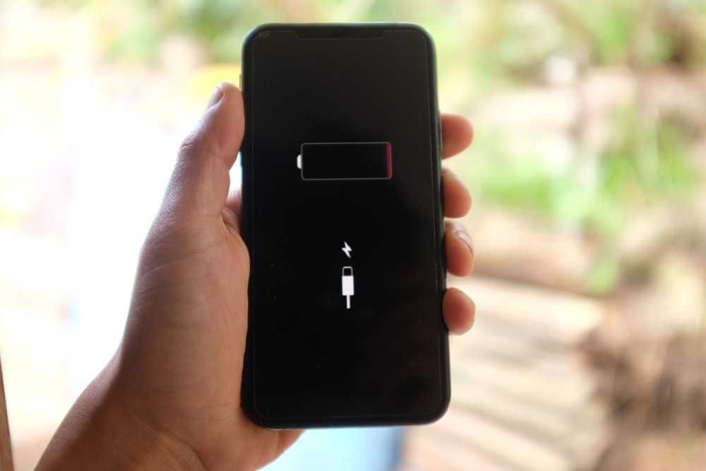 When to Replace an iPhone Battery: 5 Clear Signs