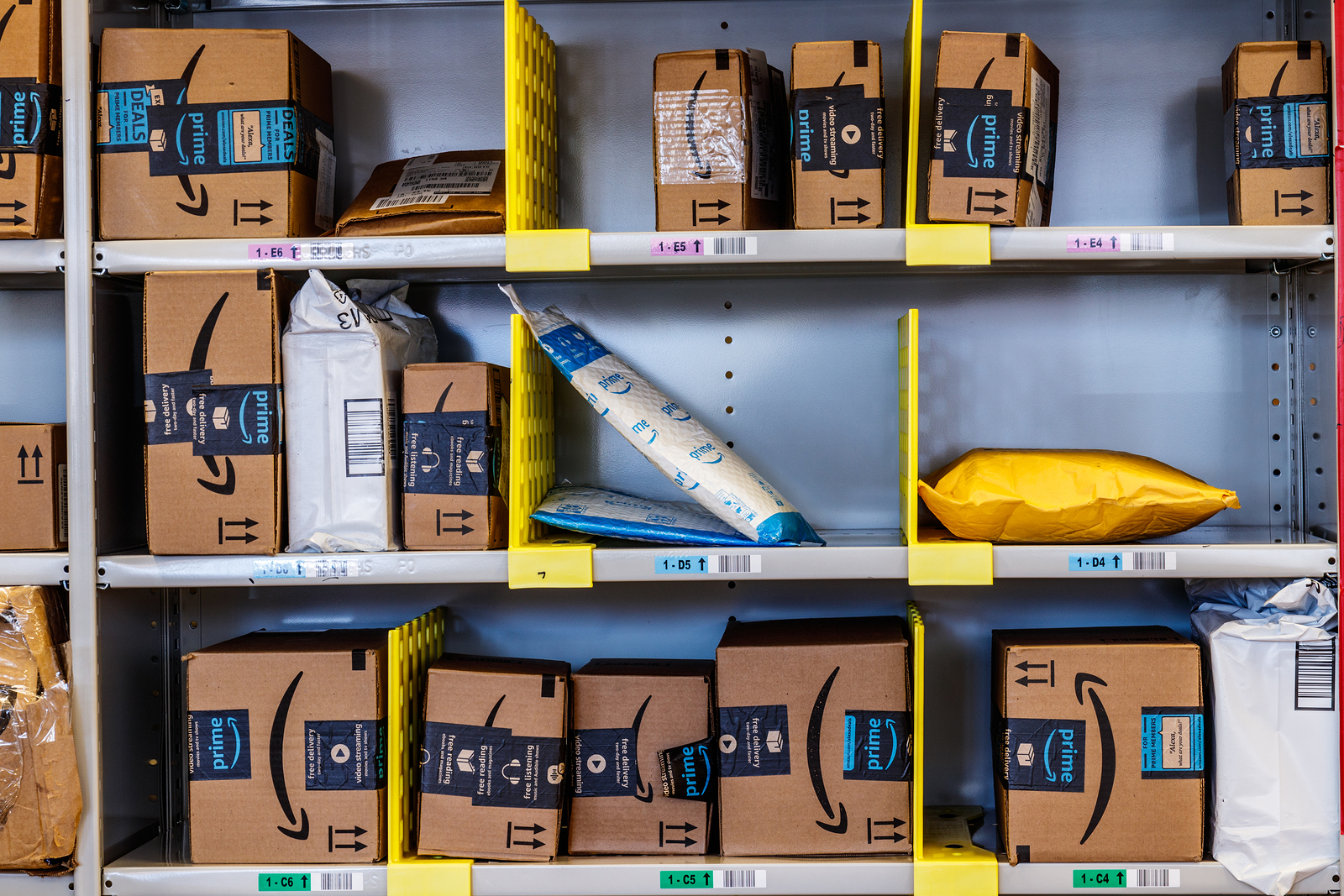 Prime Day shows how AI is changing shopping, testing Amazon's bet against ChatGPT and others – GeekWire