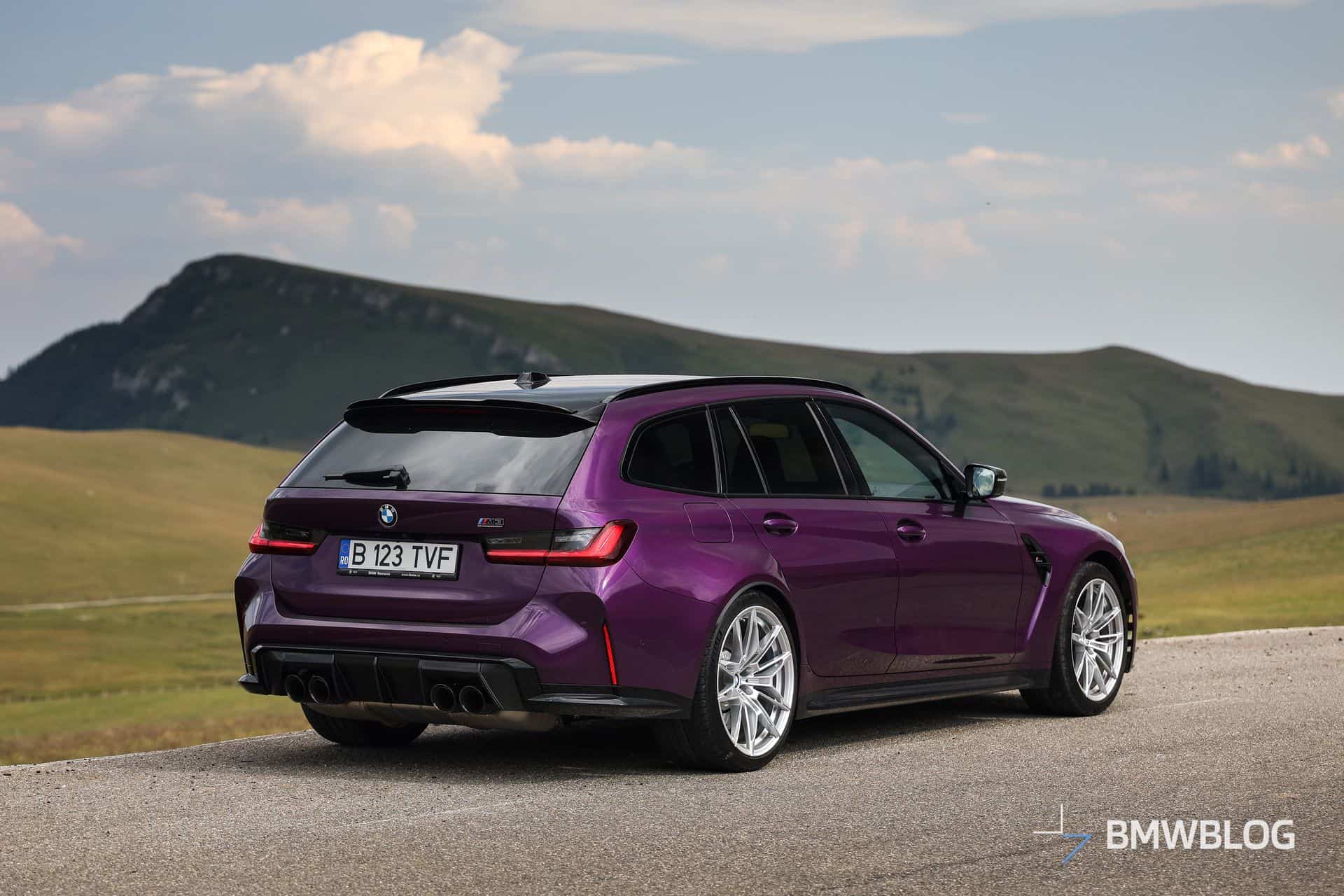 2025 BMW M3 TOURING TWILIGHT PURPLE 57