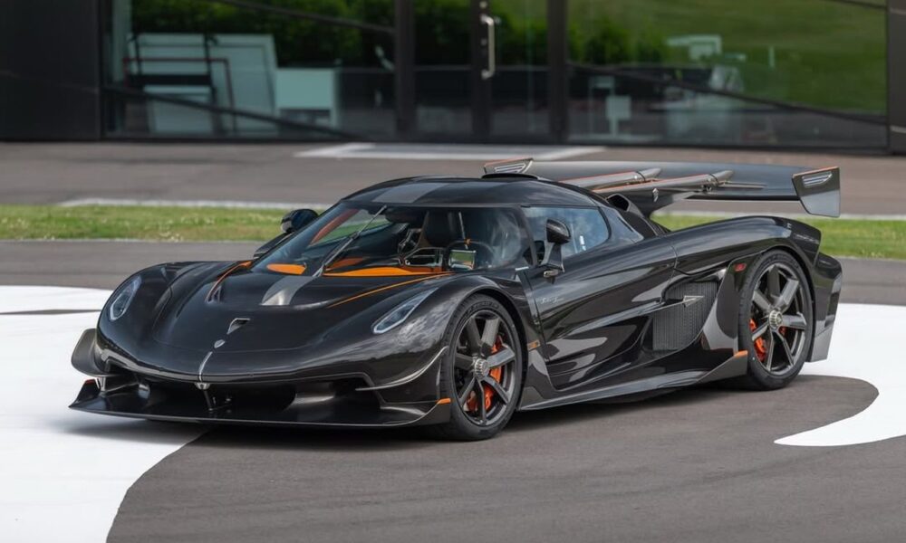 First customer Koenigsegg Sadair's Spear is headed to the USA
