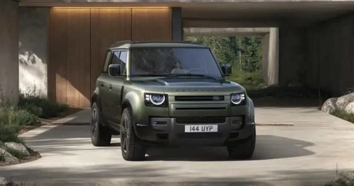 Land Rover Recalls 250,857 SUVs Over Airbag Fault Linked to Corroded Connector
