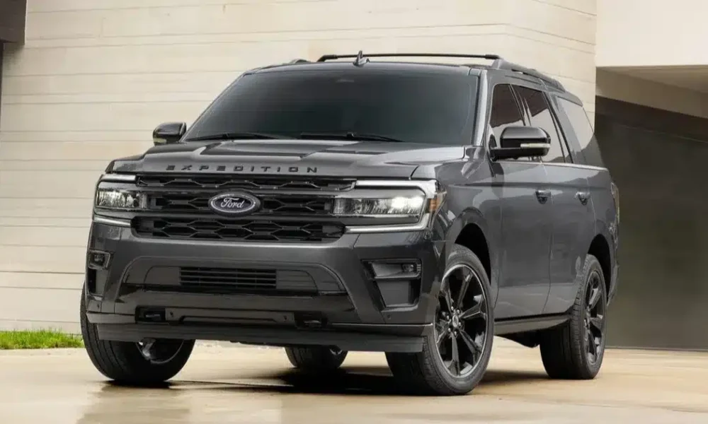 Over 548,000 Ford Expedition SUVs Recalled for Console Defect
