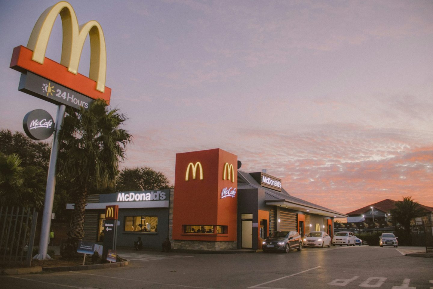 McDonald’s tests Google-backed AI drive-thru ordering system